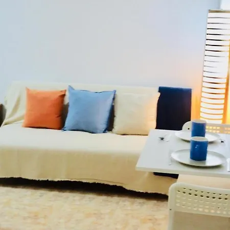 Apartamento Muy Cerca De La Playa Apartment *
